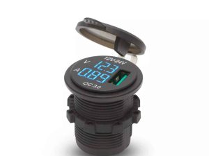Adaptor 12V-24V USB 2.1A QC3.0 cu montare in locul brichetei auto cu voltmetru