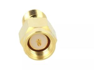 Adaptor SMA tata - RP-SMA tata reverse drept 50ohm teflon aurit AMPHENOL 132171RP