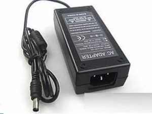Alimentator 12V 5A 60W 2.5*5.5 de la 220V AC/DC
