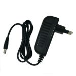 Alimentator 220V - 15V 2A cu fir si conector 5.5x2.5mm