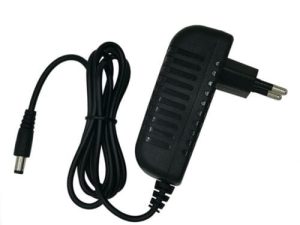 Alimentator 220V - 15V 2A cu fir si conector 5.5x2.5mm