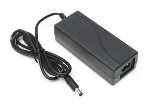 Alimentator AC/DC 100-240V - 5V 5A conector 2.5x5.5 mm fara cablul de alimentare