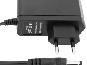 Alimentator AC/DC 100-240V la 5V 1A cu cablu 5.5x2.1 mm