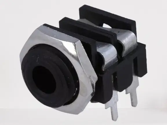 conector-jack-35-mm-cliff-s6-bb-pc-cl1384-soclu-mama-mono-2-contacte-pentru-placa-panou