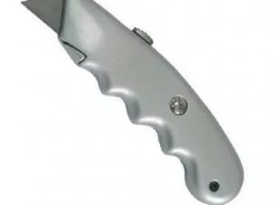 Cutter metalic cu lama retractabila 62mm Proline
