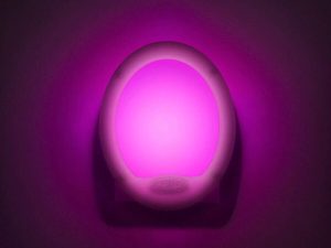 Lumina de veghe LED colori alternante 7 LED 8x10cm PHENOM