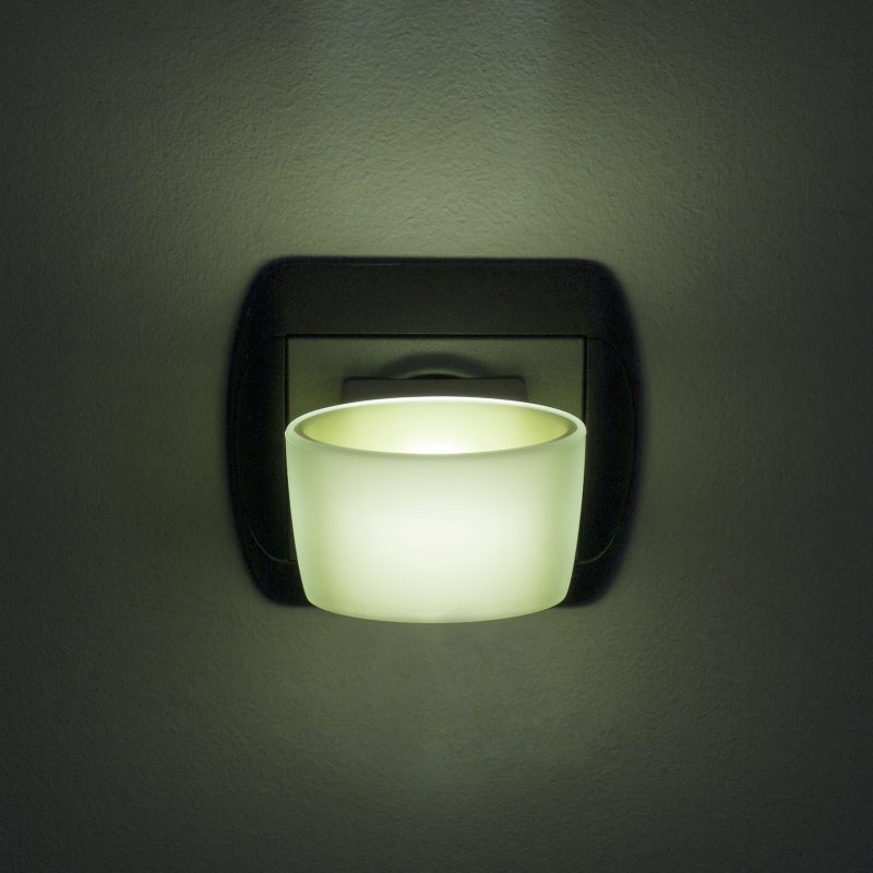 lumina-de-veghe-led-cu-senzor-tactil-verde-1-led-1w-6x4x5-cm-phenom