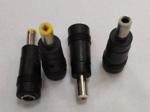 Mufa adaptoare alimentare DC 2.5x5.5 mm mama la 5.5x2.5 mm tata