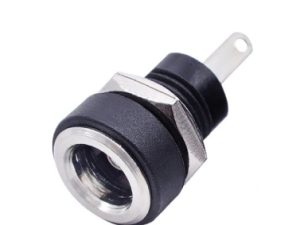 Mufa alimentare pe panou 5.5x2.5 mm DC negru cu filet lung si piulita GBC 29.0650.10