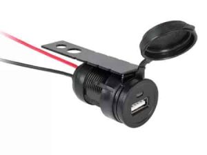 Mufa auto montaj mufa USB 1A 12/24V M-Life