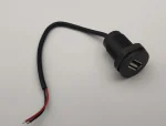 Mufa USB2.0 mama panou tip A 1 port gabarit mic cu 2 fire diam. 16mmx30mm
