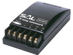 Set 2 filtre 3 cai 4 ohmi 200W frecventa 700/5.000Hz gradient de taiere 6 dB/octava SAL