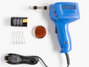 Set pistol de lipit 75W 230V +5buc varfuri de lipit +sacaz de lipit +25g fludor HOME