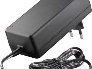 Sursa de alimentare de 100-240V la 12V cu mufa 5.5 mm x 2.1 mm 60W 5A Goobay