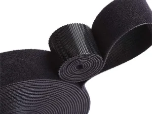 Organizator de cabluri Banda Velcro Well 3m x 1.5cm negru ORG-CABLE-T0103BK-WL