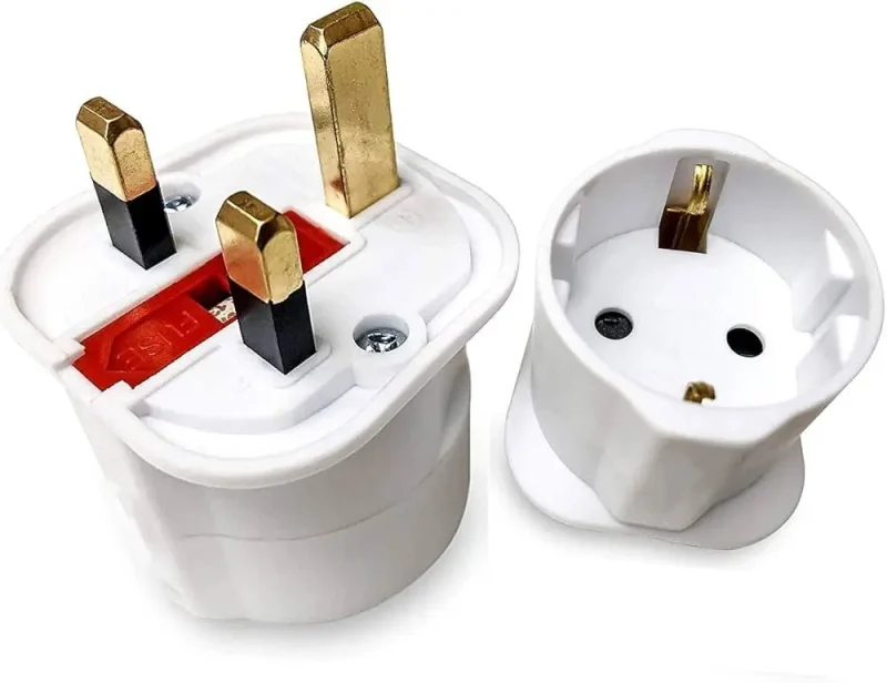 adaptor-stecher-de-la-europa-la-uk-cu-siguranta-13a-nu-converteste-tensiunea