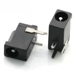 Mufa alimentare DC mama 3.5x1.35mm vericala pentru montare pe cablaj